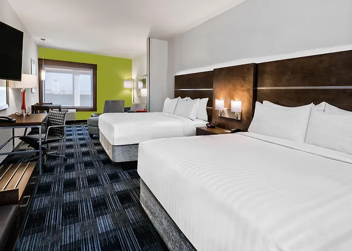 Hotel Express & Austin - Area By Ihg 3*