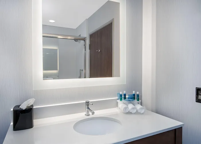 Express & Austin - Area By Ihg