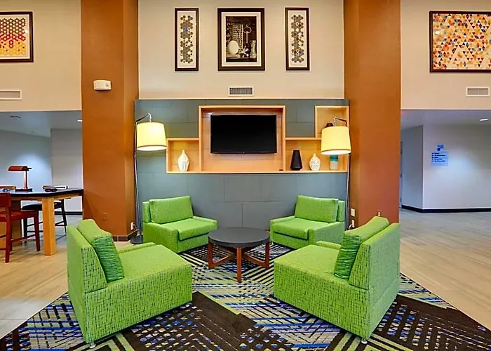Express & Austin - Area By Ihg 3*